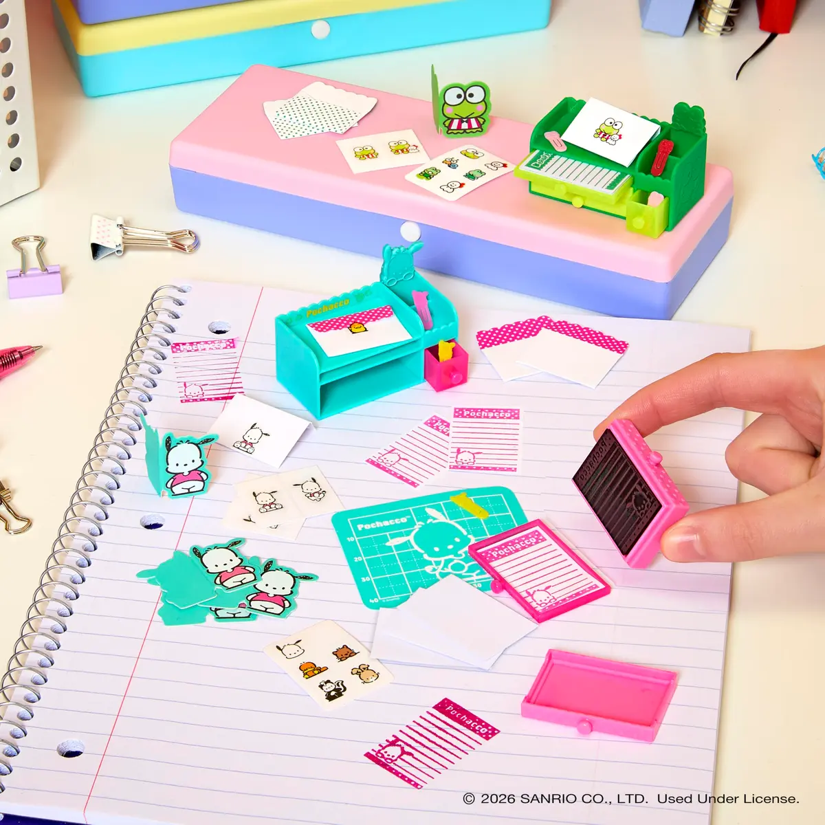 MGA's Miniverse Make It Mini Hello Kitty and Friends Series 3 Mini Collectibles 9.6cm (3.81 inches) | Sanrio Retro Stationery Replicas - view 9