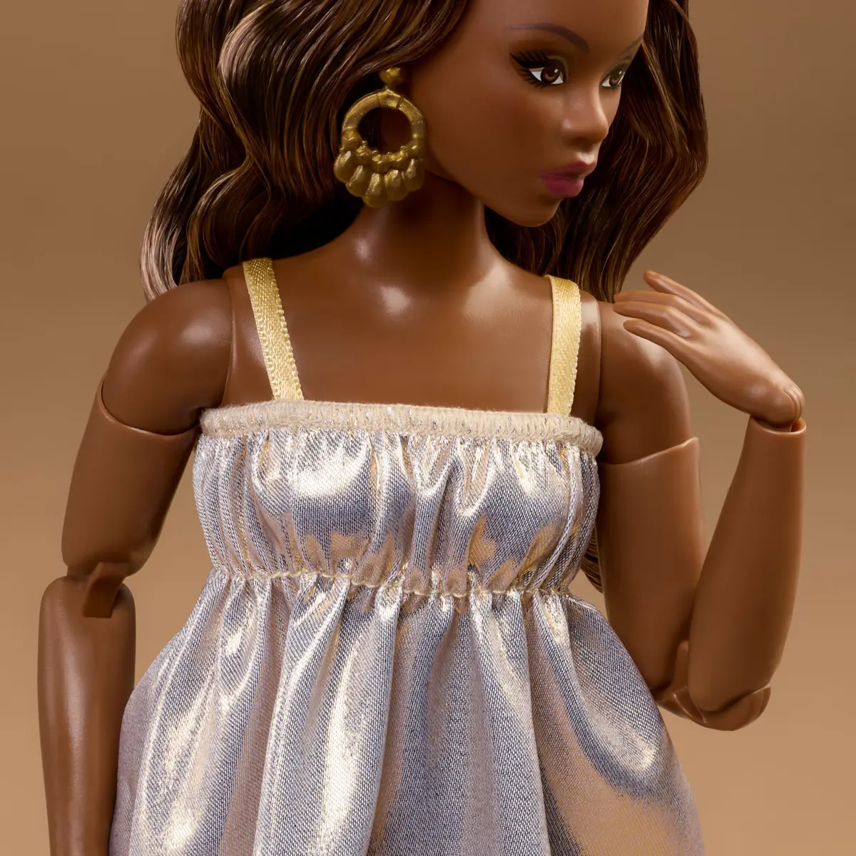 Barbie Basics Model Collector Doll 09 with Accessories, 33 cm (12.6 in) | Made to Move for Posing & Styling - view 4