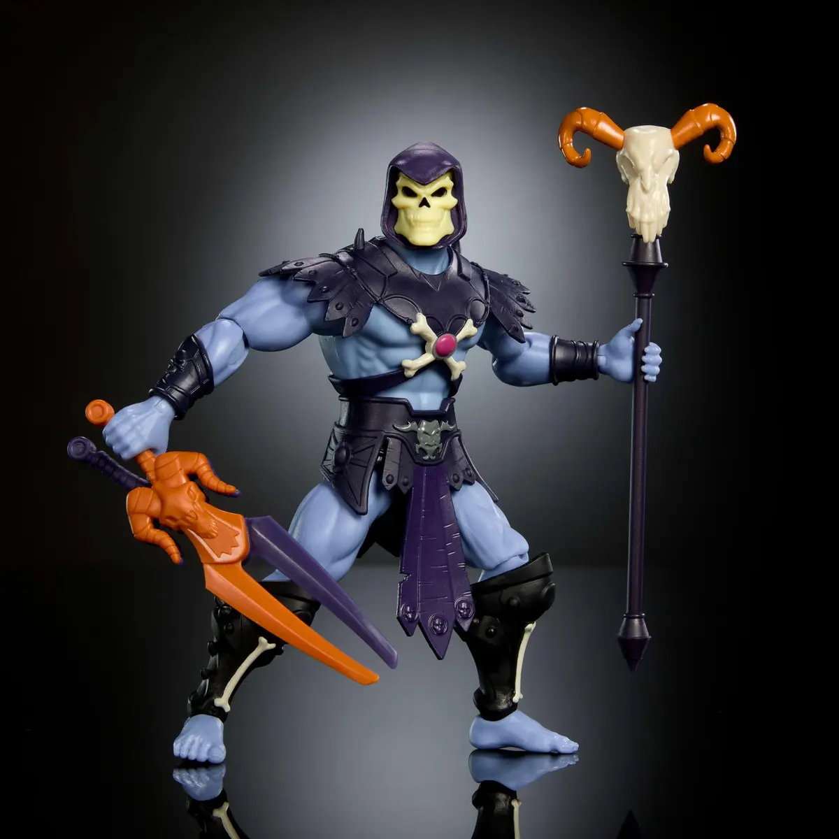 Masters of the Universe Origins Skeletor Action Figure 5.5-inch | Retro 200X Style with Articulation - view 6