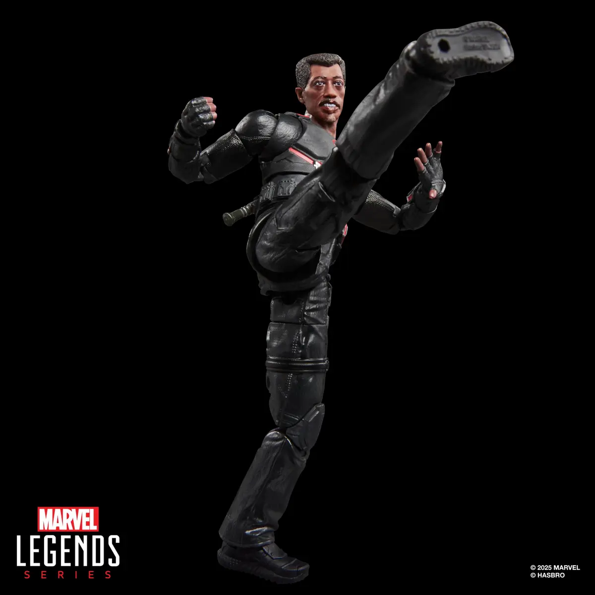 Marvel Legends Series Marvel's Blade Action Figure 6-Inch (15 cm) | Movie-Inspired Collectible with 7 Accessories - view 6