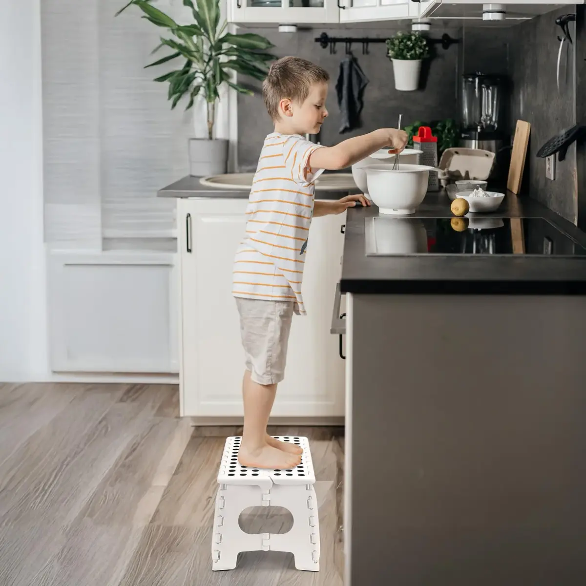 Delxo Folding Step Stool 9 inch (22.86 cm) | Extra Wide 15-inch Platform for Kids & Adults, 300 Lbs Capacity - view 2