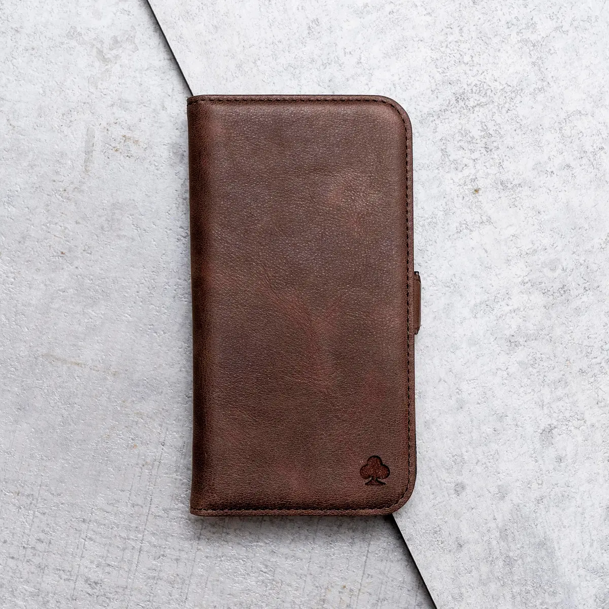 Porter Riley Leather Wallet Case for iPhone 18 Pro Max & 17 Pro Max | Genuine Leather, Card Slots & 360° Protection - view 7