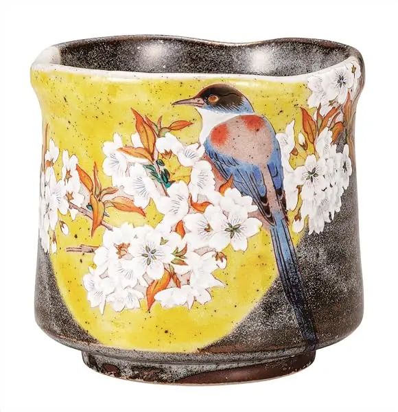 ナカマル Kyutani Ware Big Bath Cup 240ml | Traditional Japanese Porcelain Drinking Cup - view 2