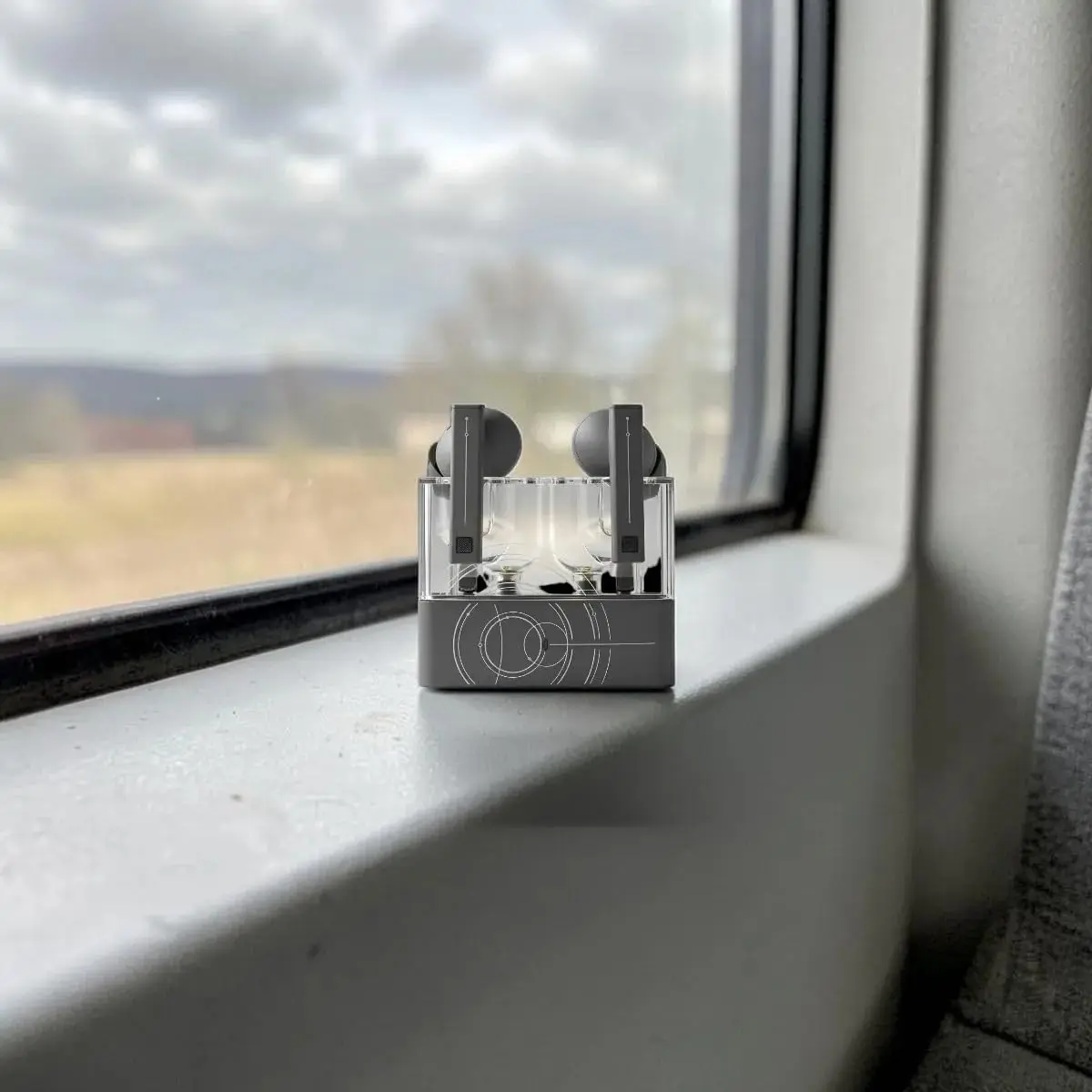 Moondrop Space Travel 2 Ultra In-Ear Headphones | LDAC, 13mm Planar Driver, Bluetooth 6.0, LDAC Lossless, 7H Battery - view 2