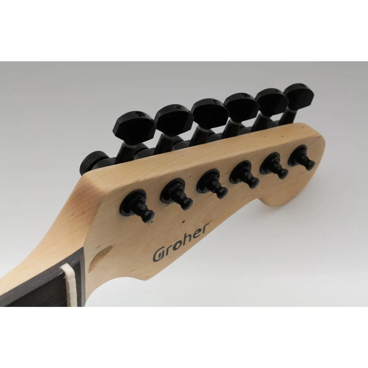 Musiclily Pro Single Locking Bass Tuning Peg 15:1 Ratio for Strat Tele Electric Guitar, Black | Sealed Die-Cast Zinc Alloy - view 8