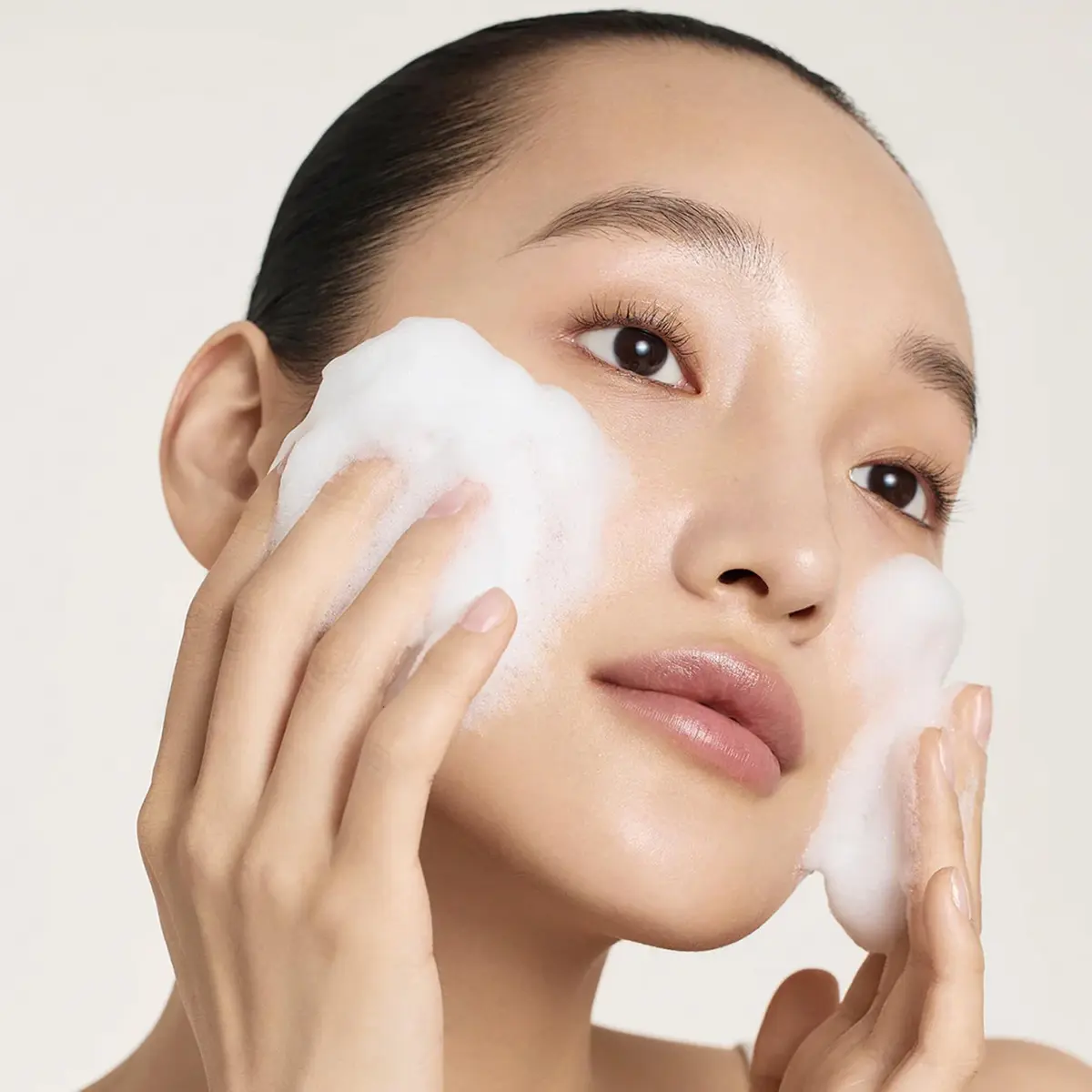 Sulwhasoo Signature Ginseng Facial Soap | Korean Cleansing Bar for All Skin Types | Moisturizing Ginseng Face Wash (4.23 Oz) - view 6