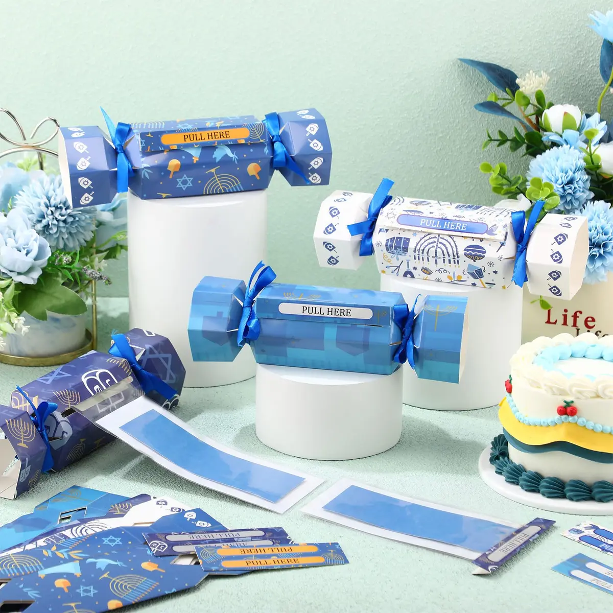 VioraWhite Hanukkah Money Pull Box Set | Festive Gift Boxes for Holiday Celebrations (70-120 chars) - view 5