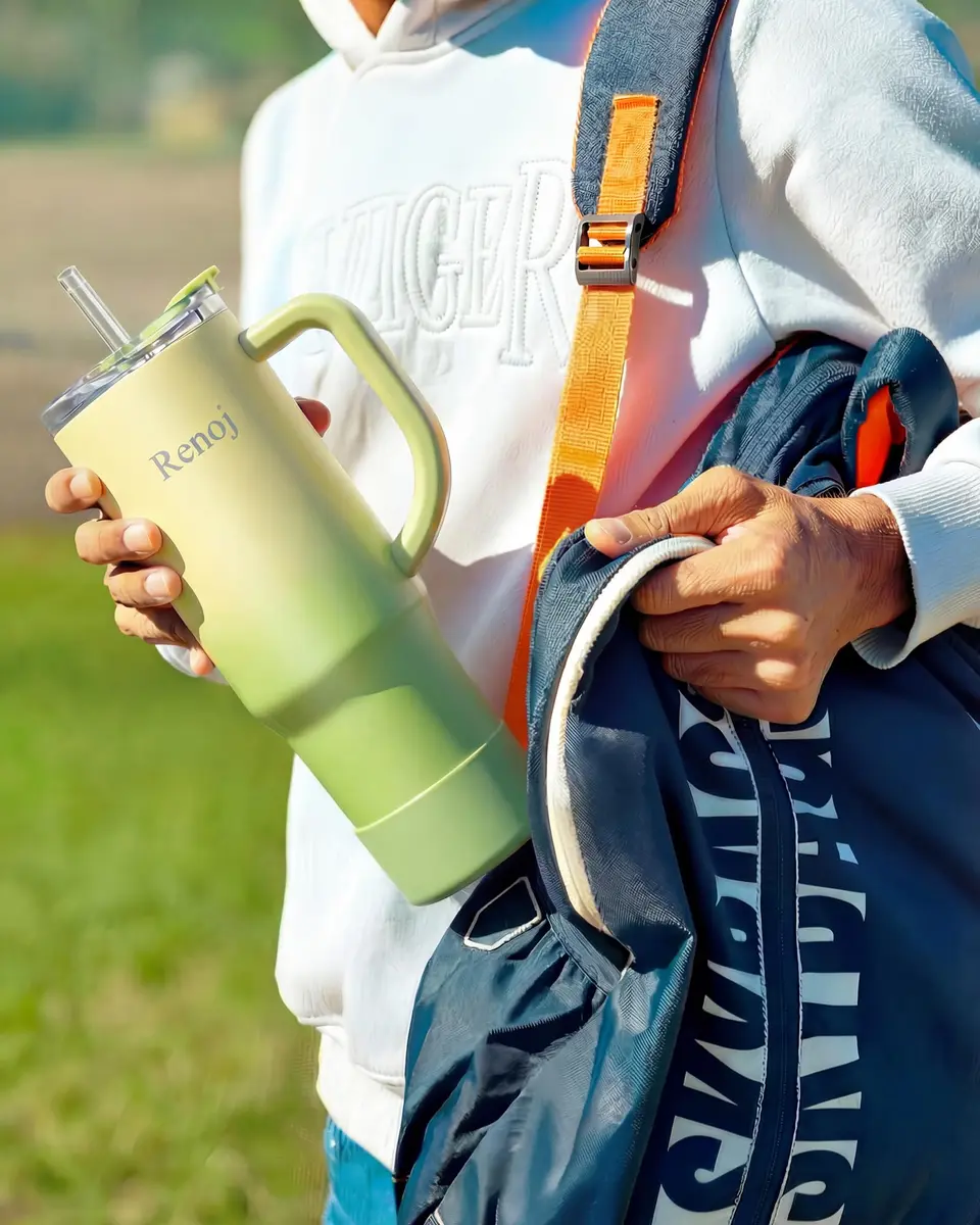 Renoj Insulated Mug 40 oz | Leak Proof Water Bottle for Hot & Cold Drinks (120 chars) - view 3