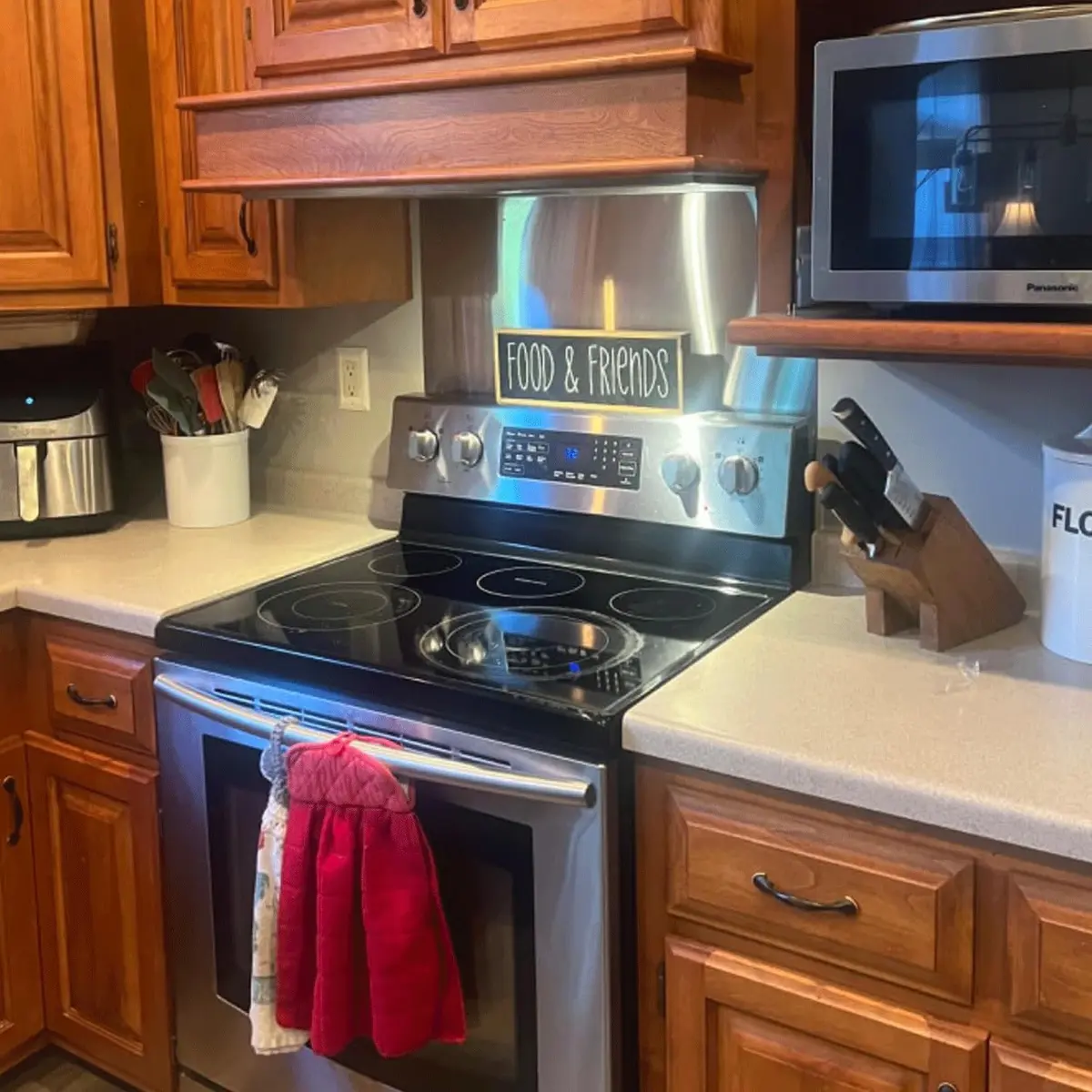 TUTU Stainless Steel Stove Backsplash 24" x 30" Black | Easy Clean Wall Shield - view 9