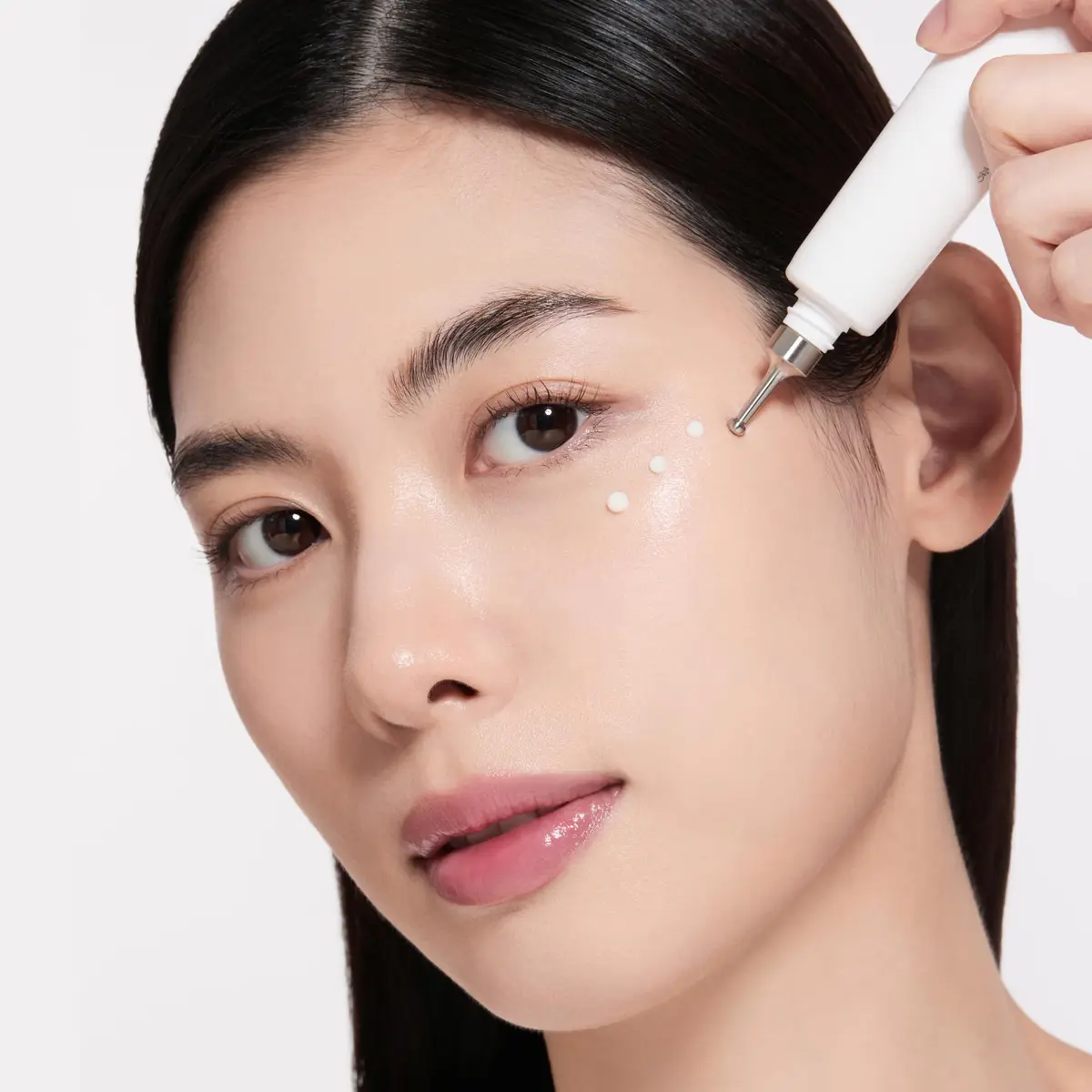 Sulwhasoo Lumiwise Discoloration Corrector 1.01 oz | Korean Targeted Dark Spot Solution for All Skin Types - view 3