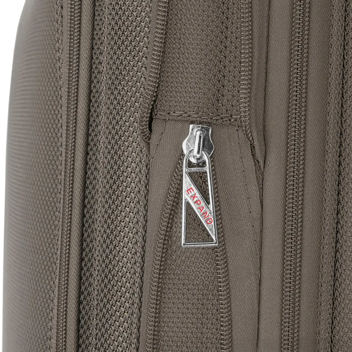 TOTAL TRAVELWARE Expandable Spinner 4 Piece Set (29", 25", 20", 15") | Lightweight Durable Luggage with 360° Dual Spinner Wheels - view 5