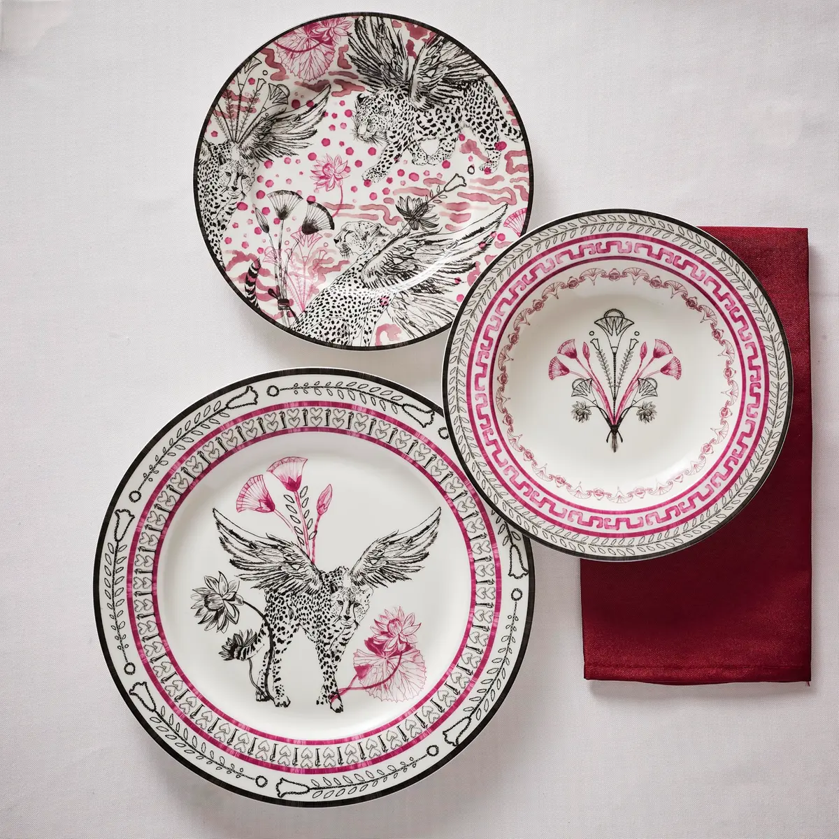 Marchesa Serengeti 4-Piece Dinner Plate Set Porcelain | Eclectic Romanticism & Playful Sophistication (70-120 chars) - view 7