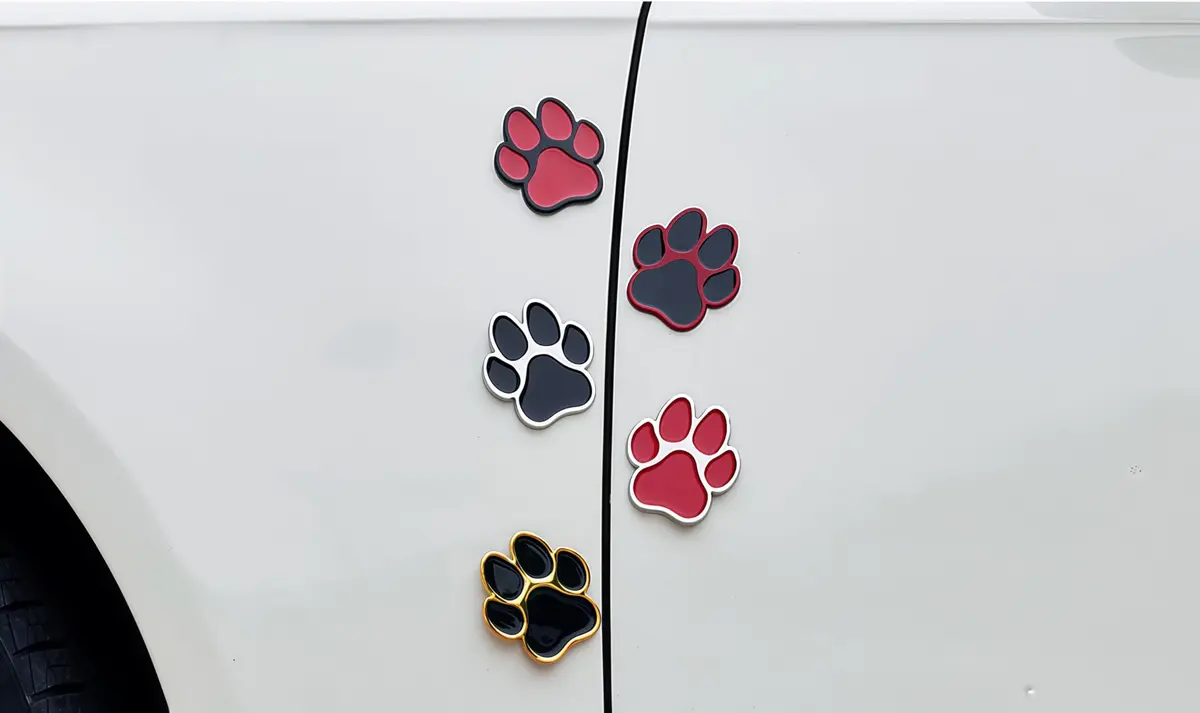 LZLRUN 4PCS Silver Black 3D Chrome Dog Paw Footprint Car Decoration Sticker 6cm (2.4in) x 6.5cm (2.6in) - view 6