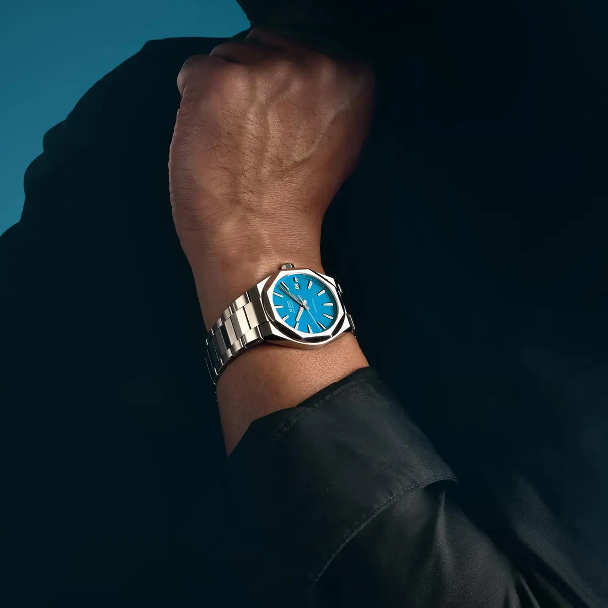 MIDO Multifort 8 One Crown Swiss Automatic Watch for Men 40mm Stainless Steel Case Turquoise Dial - view 4