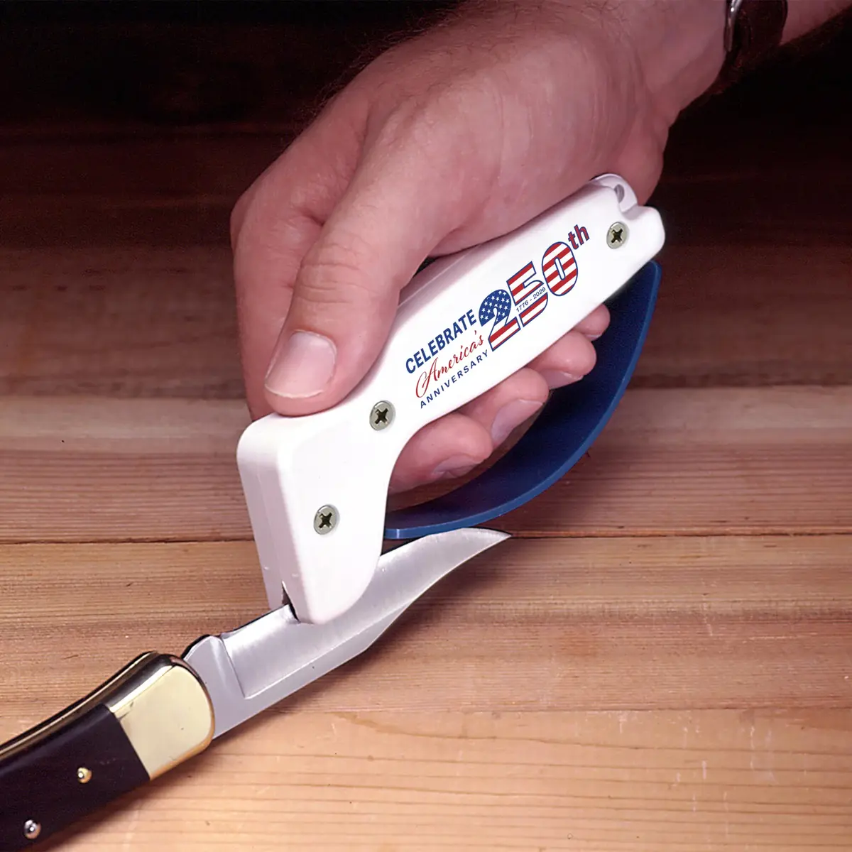 AccuSharp Knife Sharpener Ergonomic Handle 14cm (5.5") | Restores Straight & Serrated Knives - view 3