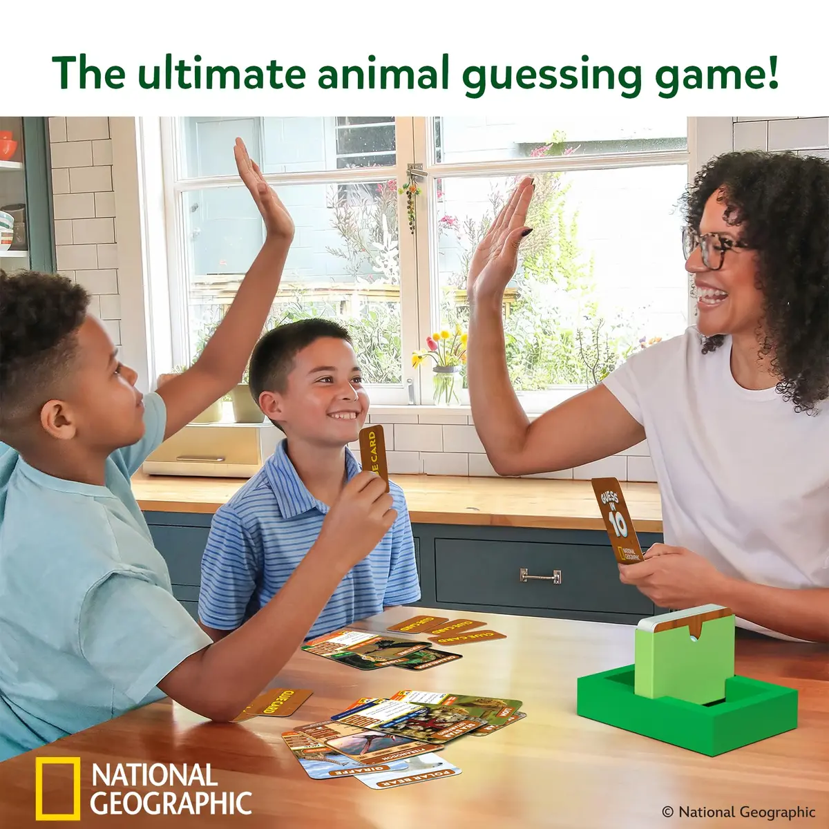 Skillmatics Guess in 10 National Geographic Animals Game | Educational Card Game for Ages 6+ - view 2