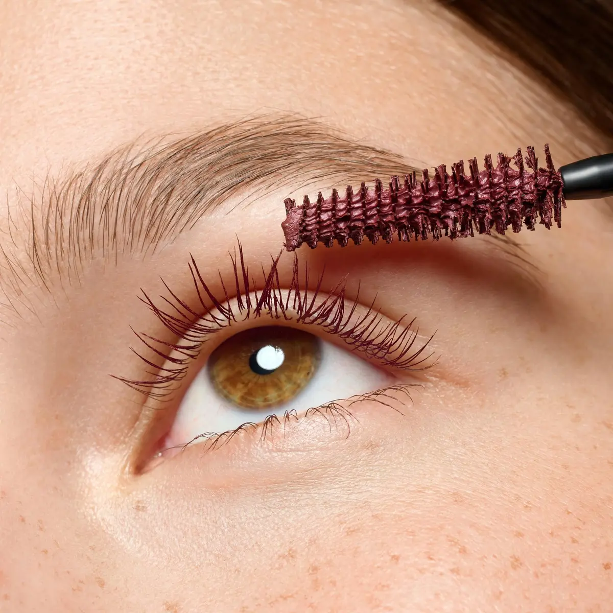 Essence Lash Princess False Lash Effect Mascara Burgundy 12ml (0.4 Fl Oz) | Volumizing & Lengthening Mascara - view 2