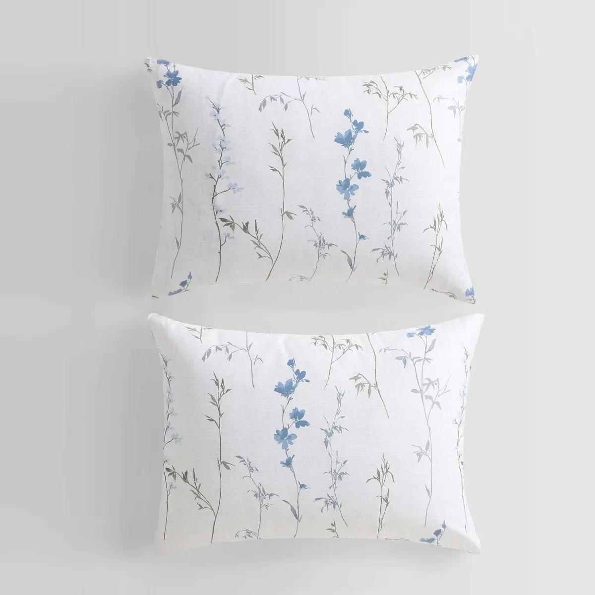 Calvin Klein Duvet Cover Set King Size | Soft Cotton, Floral Pattern, 107"W x 92"L - view 8