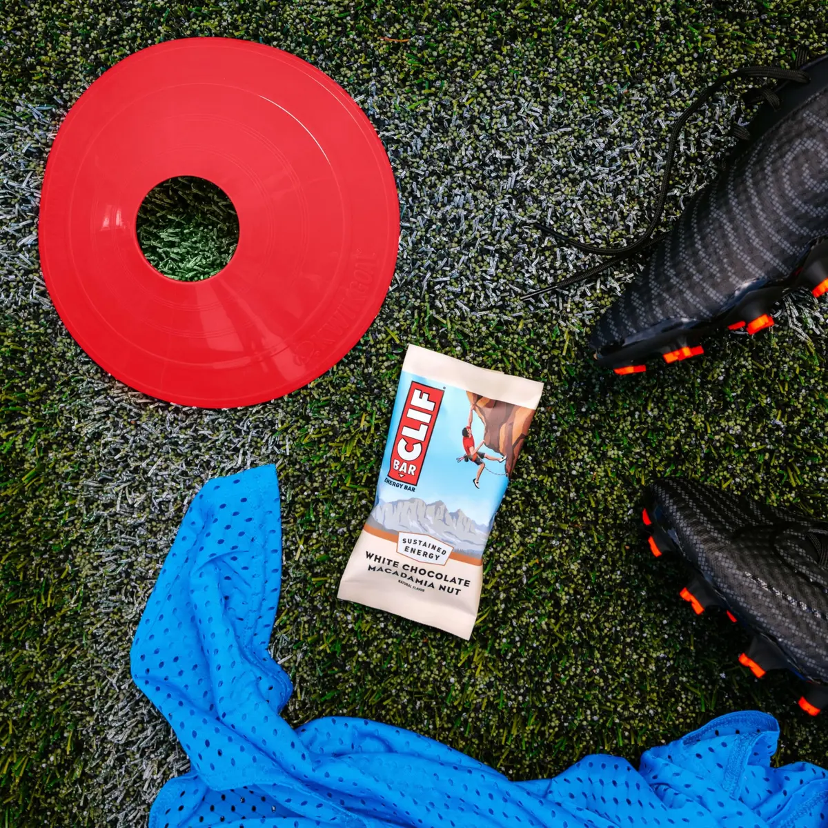 CLIF BAR Energy Protein Bars White Chocolate Macadamia Nut 15 Count (60 Total Bars) | Made with Organic Oats - view 7