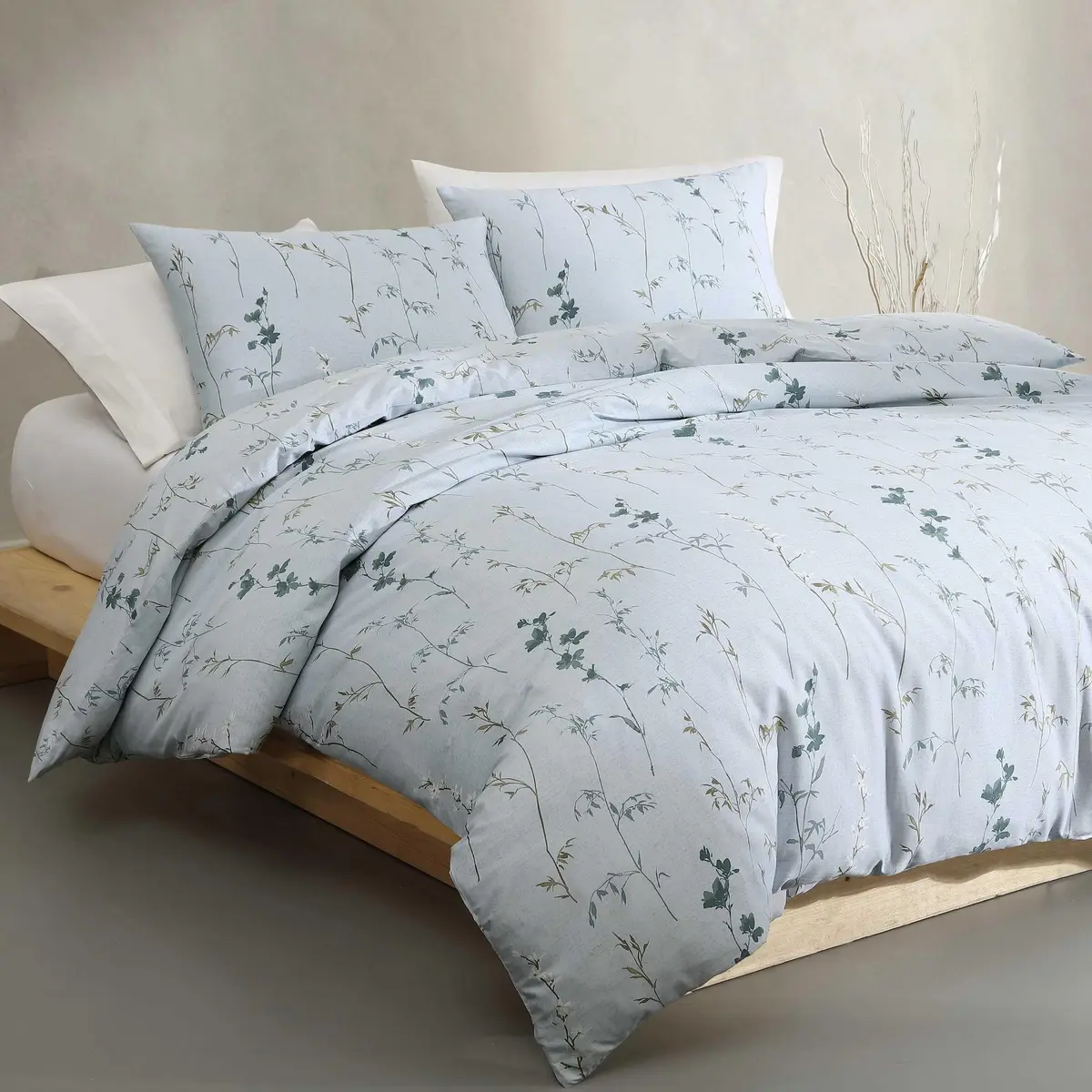 Calvin Klein Queen Duvet Cover Set with Shams | Cotton Sateen, Modern Botanical Design, Breathable & Durable (70-120 chars) - view 3