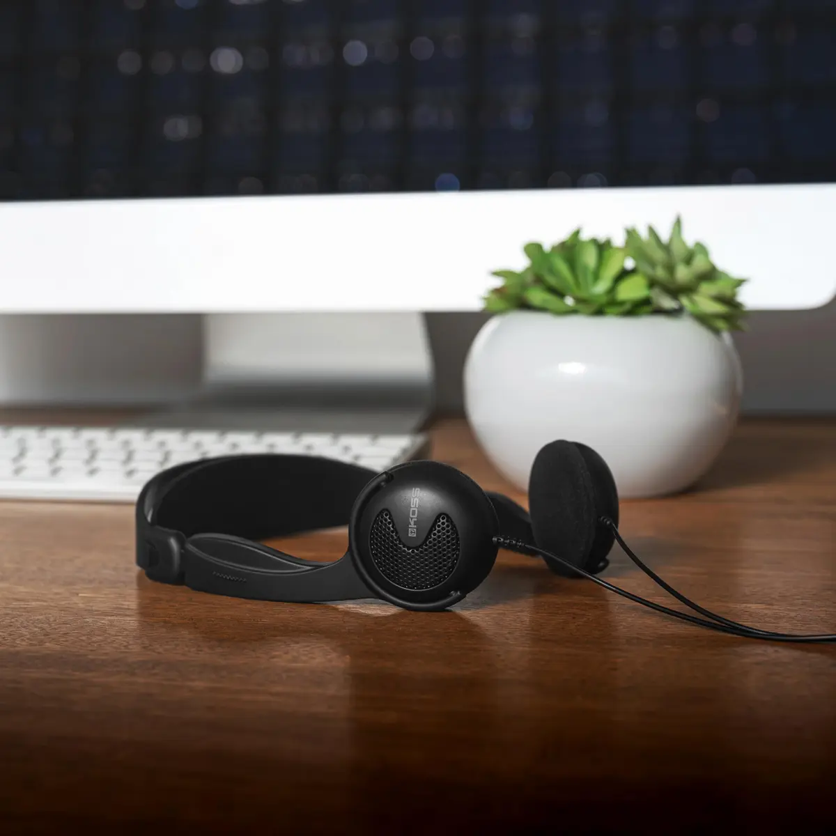 Koss KTXPro1 On-Ear Headphones Black | 60 Ohm Titanium Drivers, 15-25kHz Frequency Response - view 7