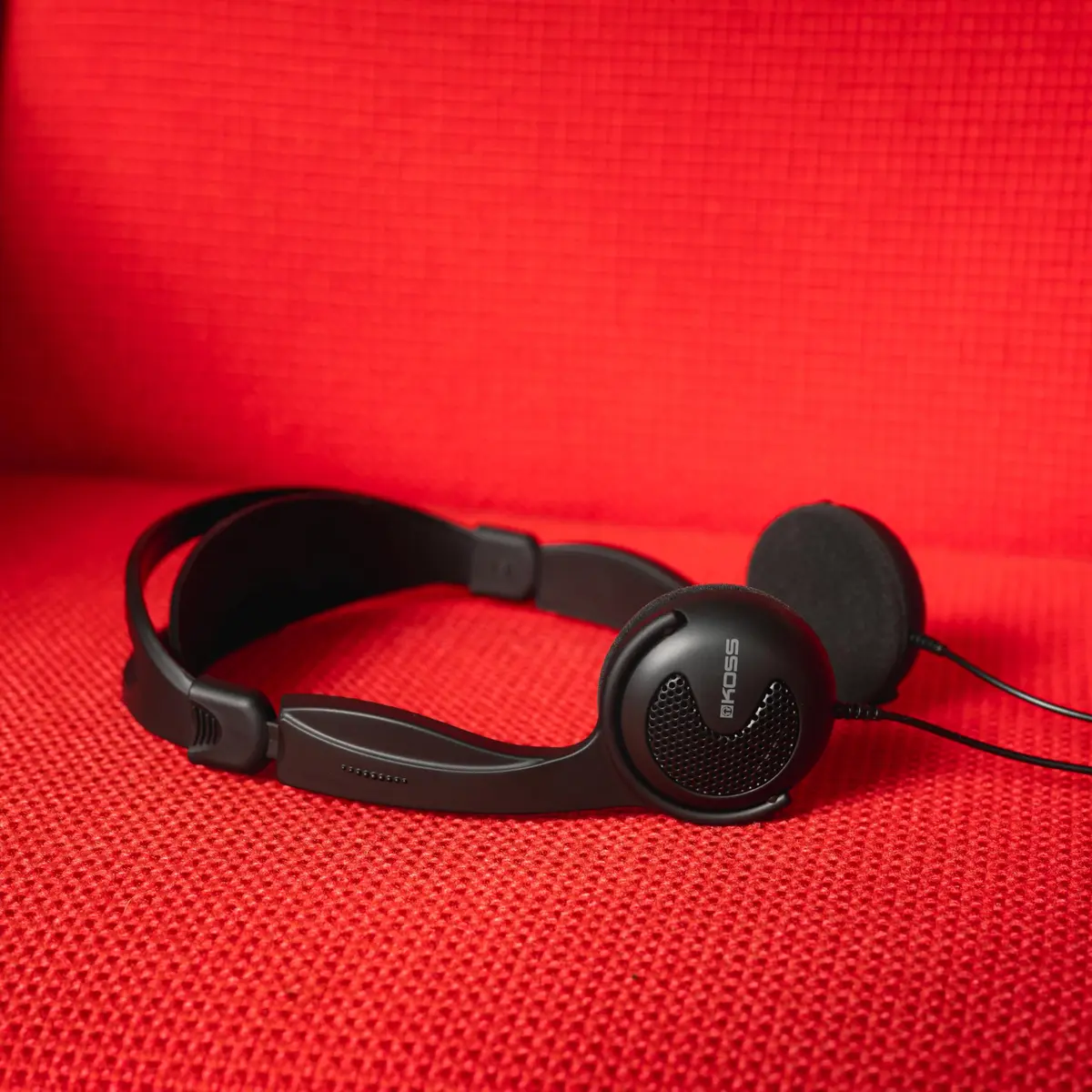 Koss KTXPro1 On-Ear Headphones Black | 60 Ohm Titanium Drivers, 15-25kHz Frequency Response - view 4