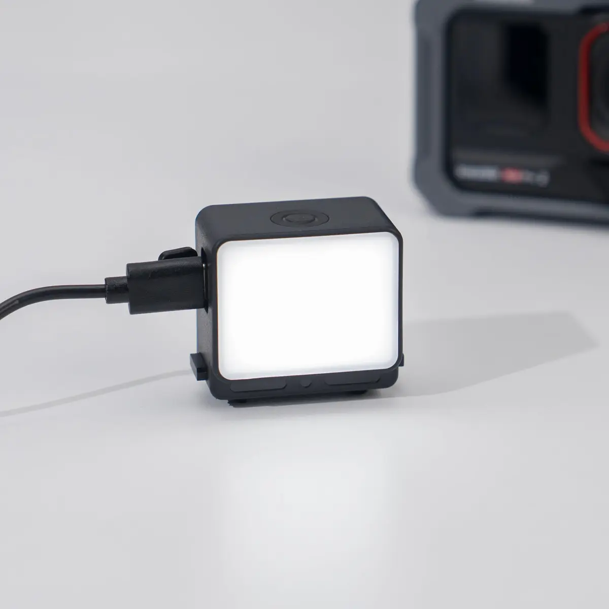 JJC Magnetic LED Light for Insta360 Ace Pro 2 | Waterproof, SOS Mode, Rechargeable, 20 LEDs, IPX5 - view 9