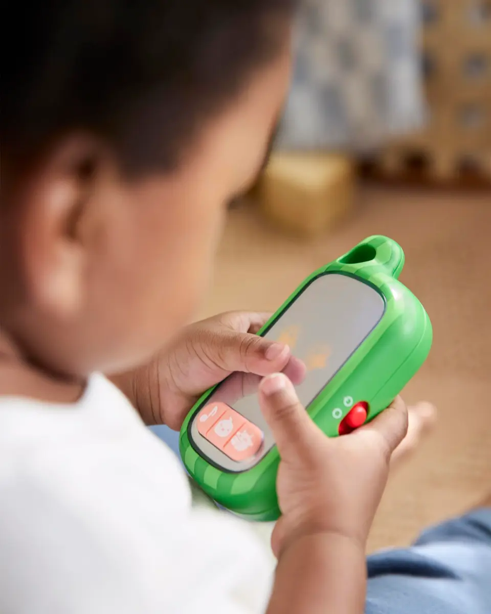 Skip Hop x CoComelon Selfie Phone Baby Toy for Interactive Pretend Play with Mirrored Front Surface, 4 Farm-Themed Songs, 3 Farm Animal Sound Effects and 3 Light-Up Images, Age 6m+ | Farm-Themed Baby Toy - view 2