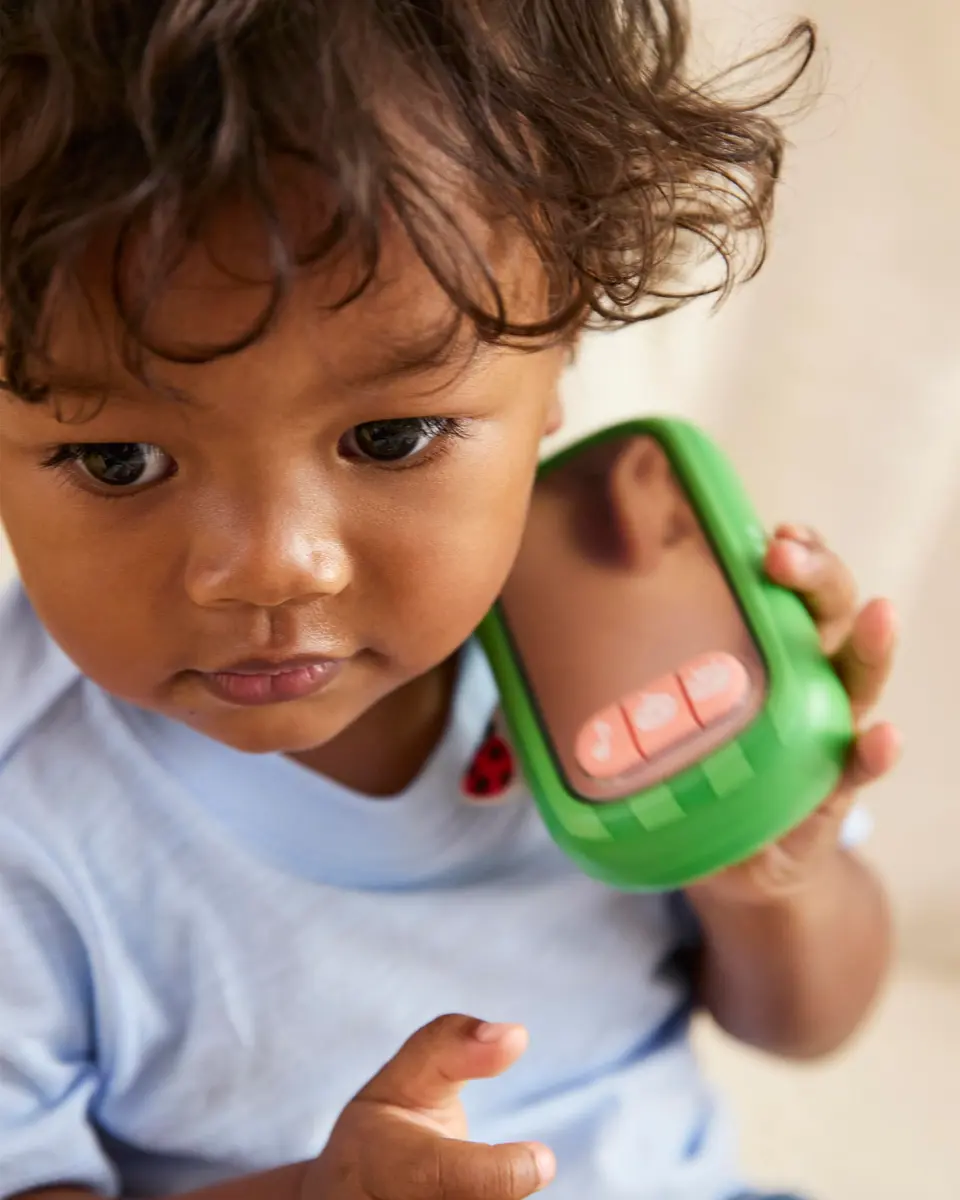 Skip Hop x CoComelon Selfie Phone Baby Toy for Interactive Pretend Play with Mirrored Front Surface, 4 Farm-Themed Songs, 3 Farm Animal Sound Effects and 3 Light-Up Images, Age 6m+ | Farm-Themed Baby Toy - view 3