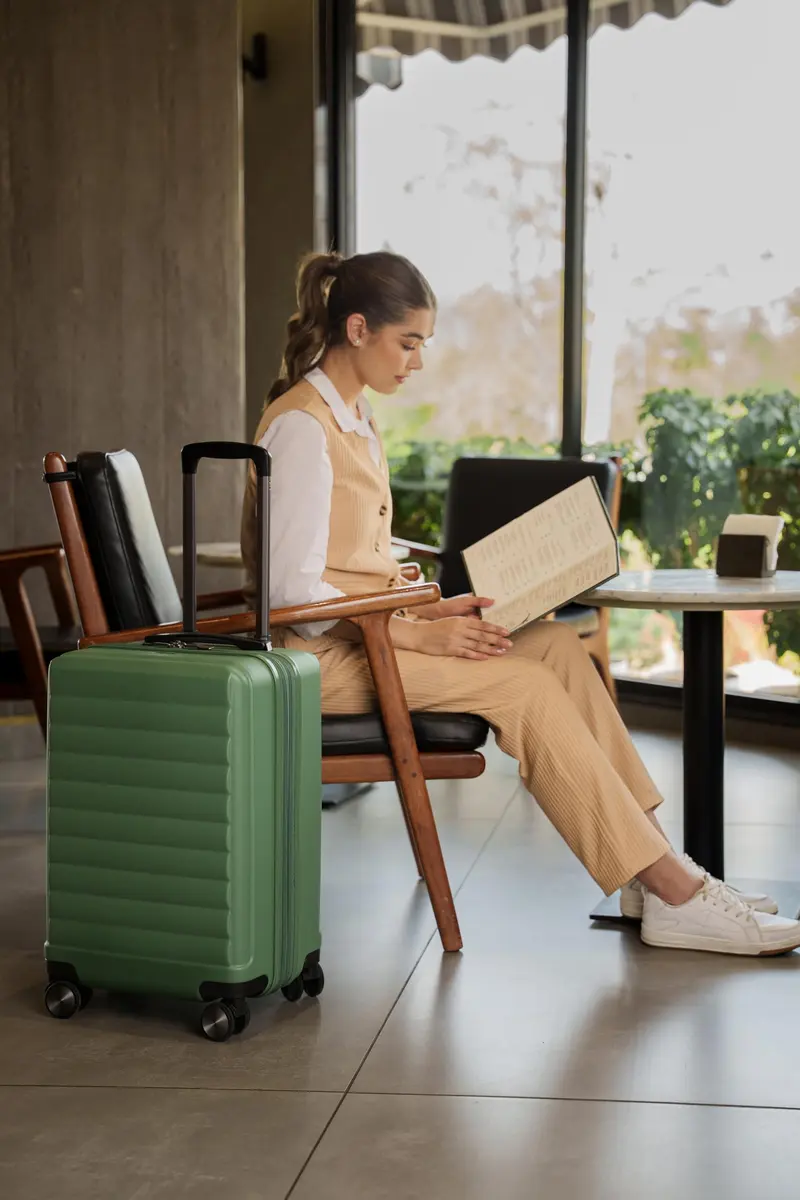 TRIPS EON 20-Inch Carry-On Lightweight Durable Hardside 8-Wheel Spinner Cabin Size Luggage, Ash Rose | 20" Hard Shell for Travel - view 5
