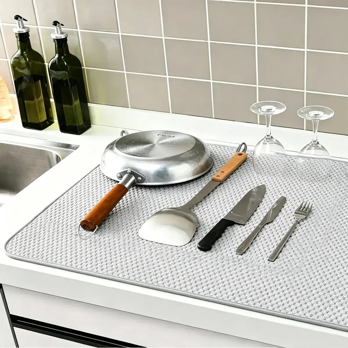 Meirrnyyu Microfiber Dish Drying Mat 30x24 inch | Large Absorbent Kitchen Pad for Countertops & Sinks - view 5