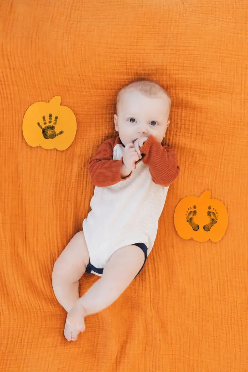 Pearhead Pumpkin Clean-Touch Ink Pad Set with 2 Impression Cards | Baby's First Halloween Keepsake - view 8