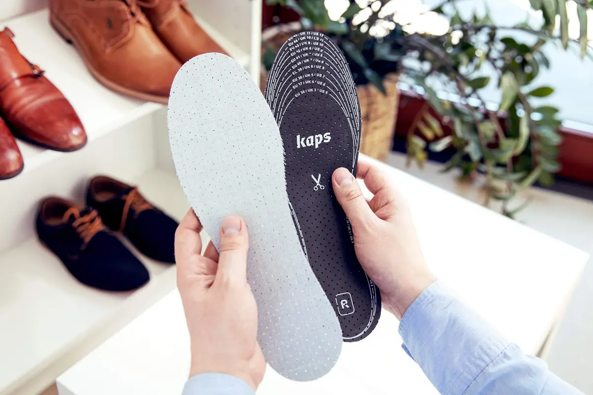 Kaps Odour Stop Shoe Insoles 12 Pairs (6 Pairs Per Pack x 2 Packs) | Charcoal Odour Control & Breathability - view 3