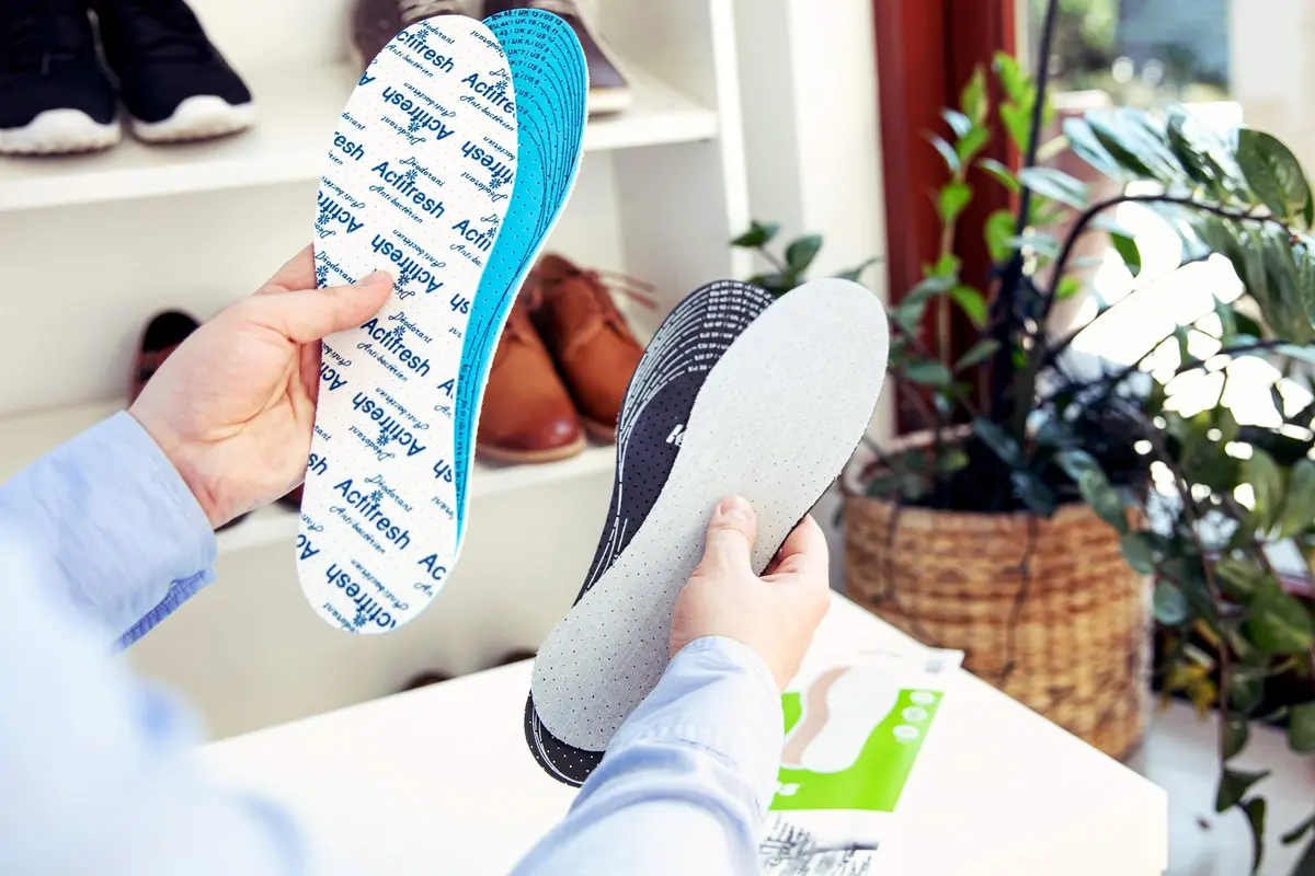 Kaps Odour Stop Shoe Insoles 12 Pairs (6 Pairs Per Pack x 2 Packs) | Charcoal Odour Control & Breathability - view 5